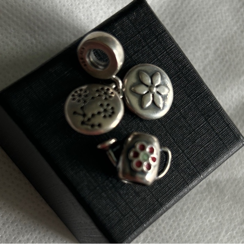 ** MAKE REASONABLE OFFER** Pandora  Sterling Silver Charm And Spacer Lot 12 - Picture 13 of 16
